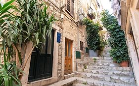 Gallus Old Town Apartment